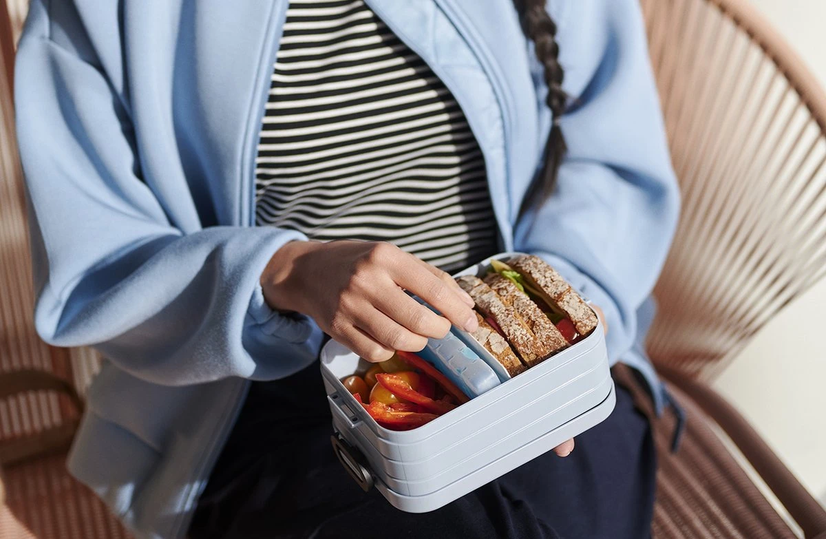 Mepal - Lunchbox Take A Break Midi – Geschikt Voor 4 Boterhammen – Nordic Blue – Lunchbox Voor Volwassenen 5 Mepal - Lunchbox Take A Break Midi – Geschikt Voor 4 Boterhammen – Nordic Blue – Lunchbox Voor Volwassenen - Afbeelding 3
