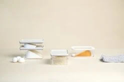 Mepal – Koelkastdoos Omnia Kaas – Nordic Green – Kaasdoos Koelkast – Vershoudbakjes – Makkelijk Stapelbaar – Houdt Kaas Vers – Lucht En- Aromadicht -Gezinswaren Verkoop 1200x798 29