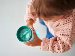 Mepal Mio – 360° Oefenbeker 300 Ml – Stimuleert Het Zelf Drinken – Deep Blue – Kan Tegen Een Stootje – Drinkbeker Kinderen – Lekvrije Beker -Gezinswaren Verkoop 1200x900 3