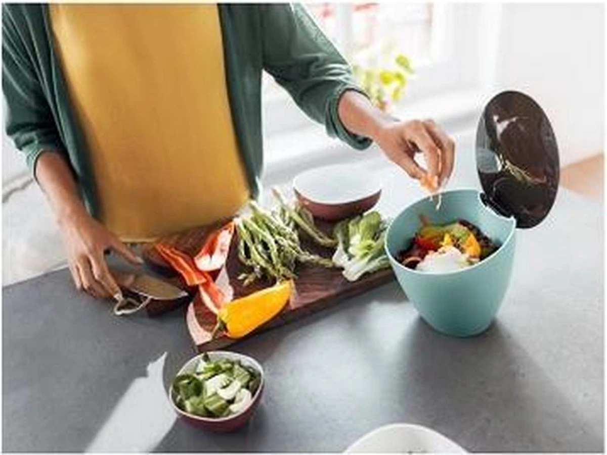 Mepal – Afvalbakje Calypso – Afvalbakje Voor Op Het Aanrecht – 2.2 Liter - Nordic Blue – Grote Vulopening – Gemakkelijk Te Reinigen 5 Mepal – Afvalbakje Calypso – Afvalbakje Voor Op Het Aanrecht – 2.2 Liter - Nordic Blue – Grote Vulopening – Gemakkelijk Te Reinigen - Afbeelding 3