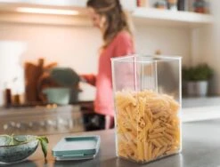 Mepal – Omnia Bewaardoos Rechthoekig 2000 Ml – Zwart – Voorraaddoos – Bewaardoos Met Deksel - Makkelijk Stapelbare Voorraadpotten – Lucht En- Aromadicht -Gezinswaren Verkoop 1200x915